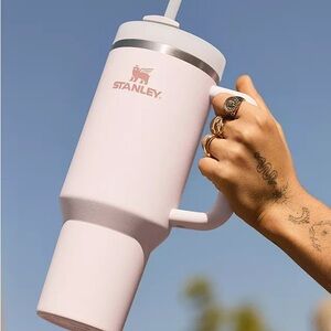 30 oz Rose Quartz Stanley